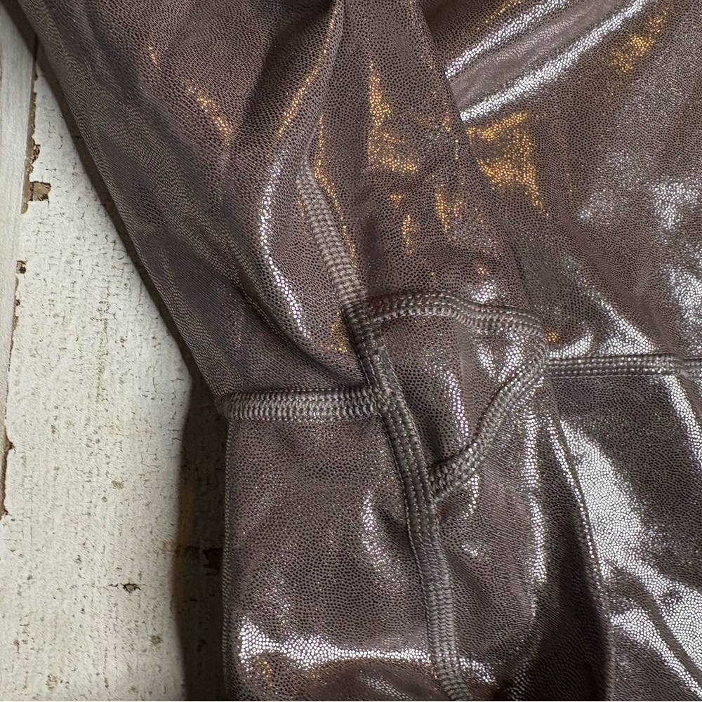 Old Navy Powersoft Extra High Rise Leggings Starry Sky Metallic Shine Sz 4X - Picture 8 of 9
